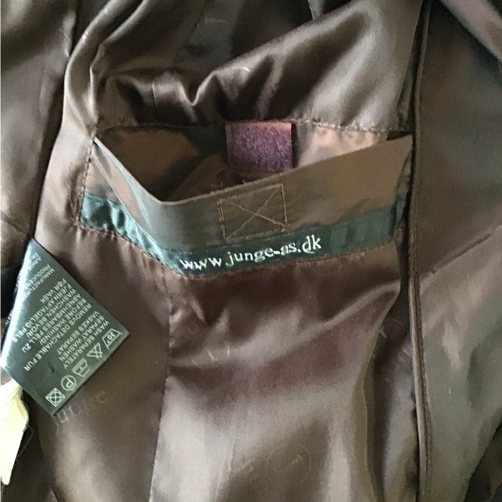 JUNGE COAT WITH MINK TRIM - Picture 8 of 16